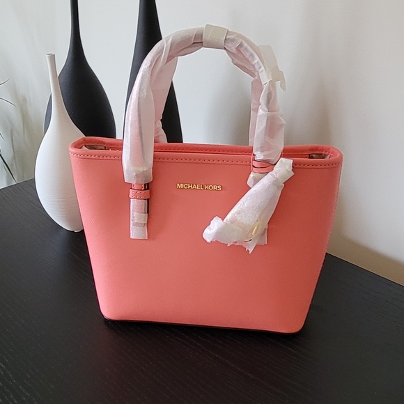 Michael Kors Tote Bag - Picture 4 of 13